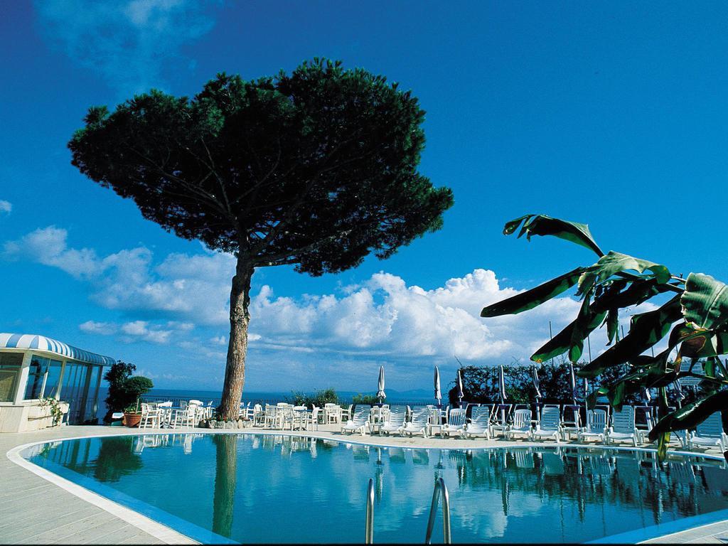 Hotel L'Approdo Казамиччола-Терме Экстерьер фото