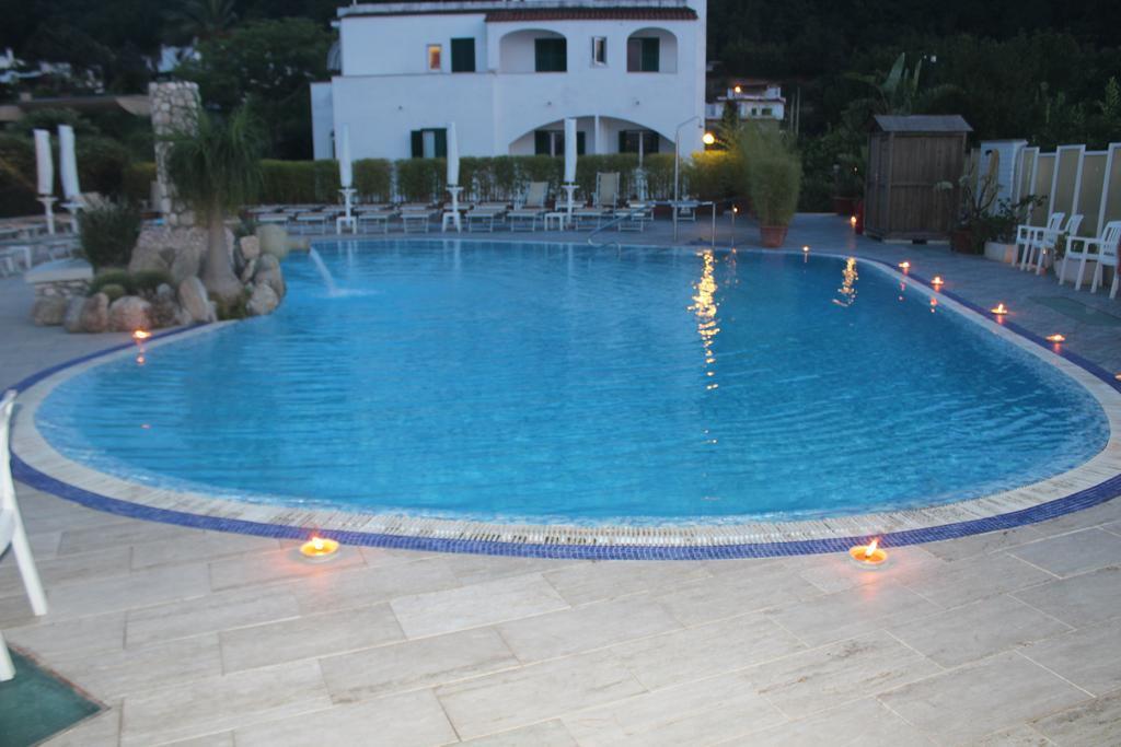Hotel L'Approdo Казамиччола-Терме Экстерьер фото